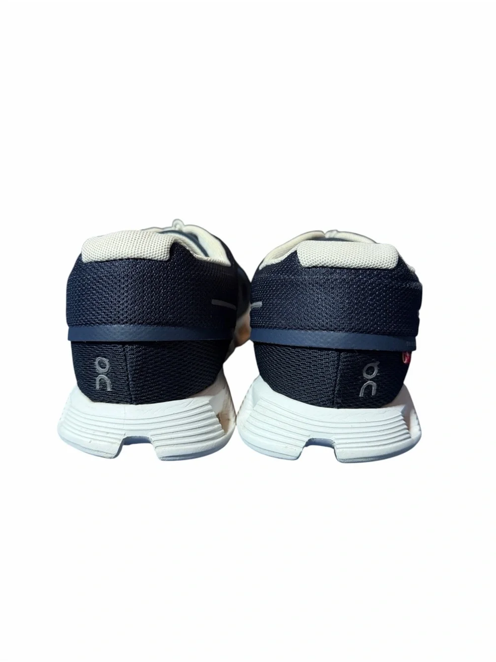 On Mens Cloud 6 Sneakers in Midnight Navy/White Sz 10